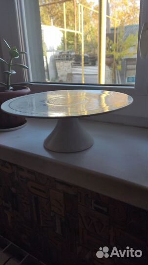 Подставка под торт на ножке