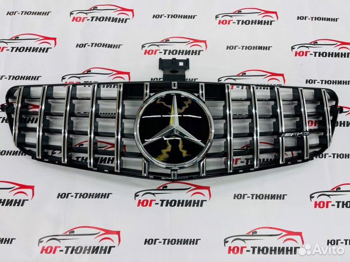 Решетка AMG GT Mercedes С W204 с дистроником