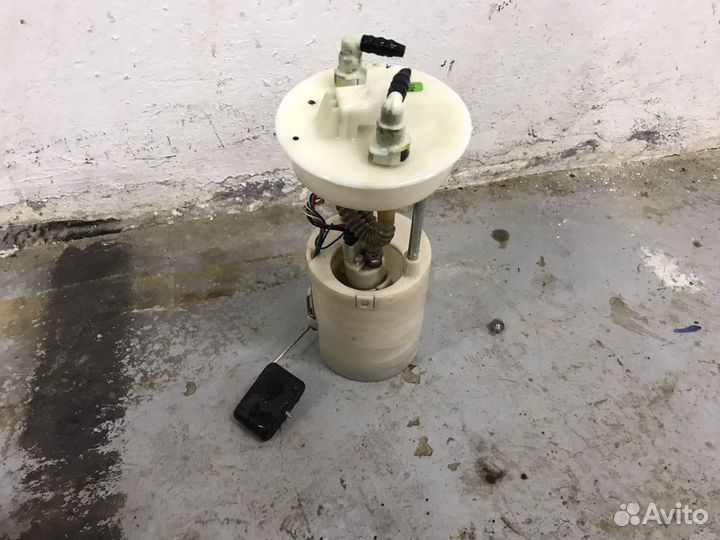 Топливный насос Chevrolet Spark m 200