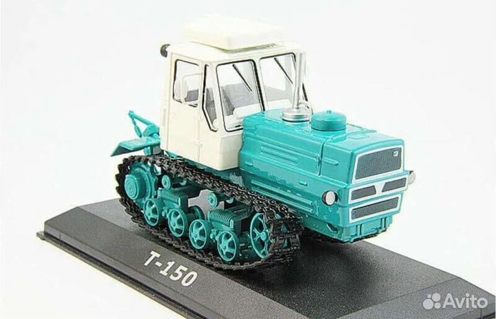 Модель трактора Т-150 гусеничный