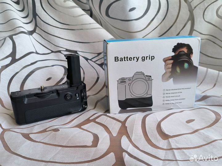 Батарейный блок для Soni A7 M3, A9, A7 III VG-C3EM