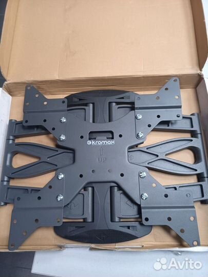 Кронштейн для телевизора поворотный