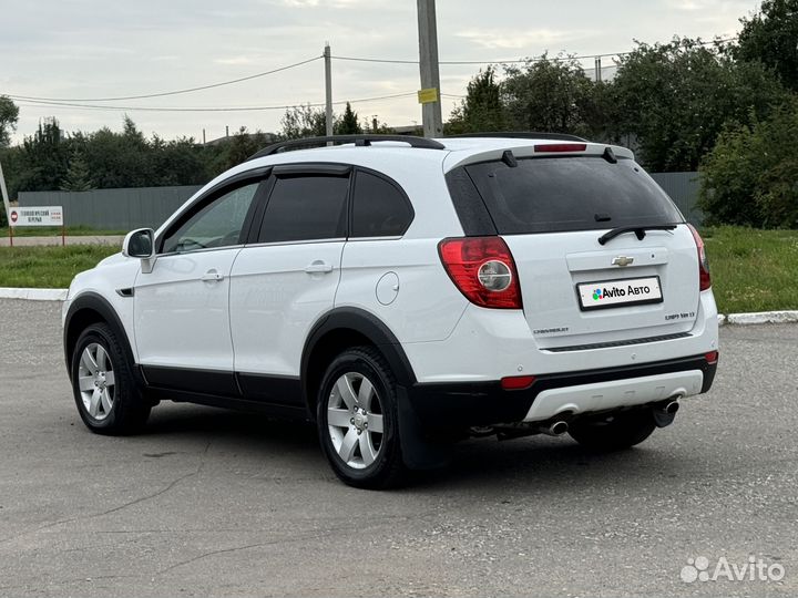 Chevrolet Captiva 2.2 AT, 2012, 235 000 км