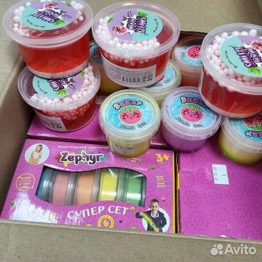 Слаймы, кинетический песок, пластилин