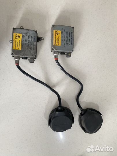 5DV007760677 Блок розжига ксенона Hella