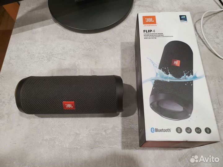 JBL Flip 4