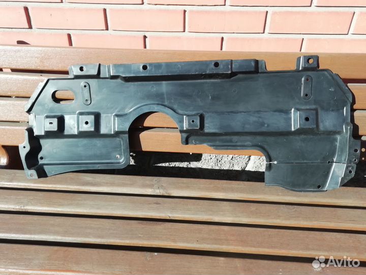 Пыльник моторного отсека