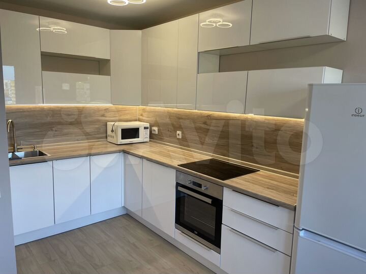 2-к. квартира, 47 м², 6/10 эт.