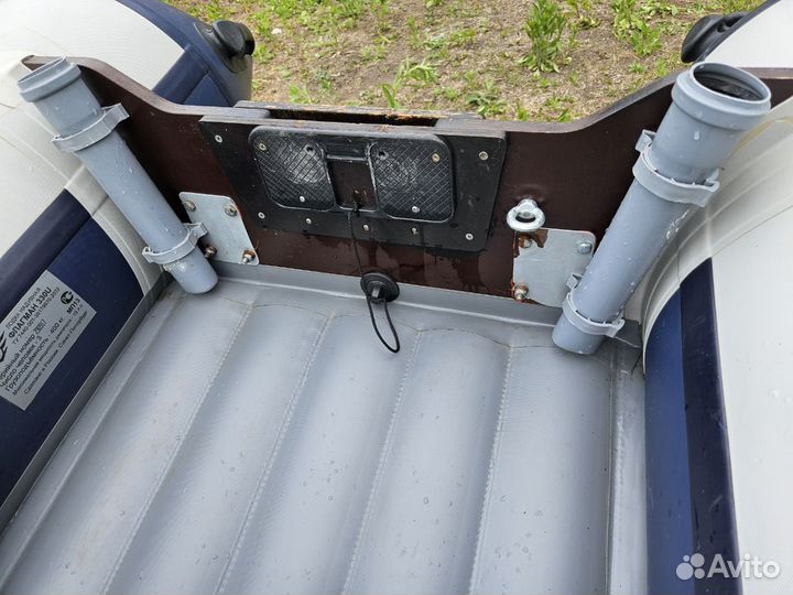 Лодка Флагман 330U