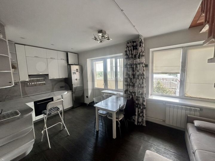 2-к. квартира, 60 м², 9/9 эт.