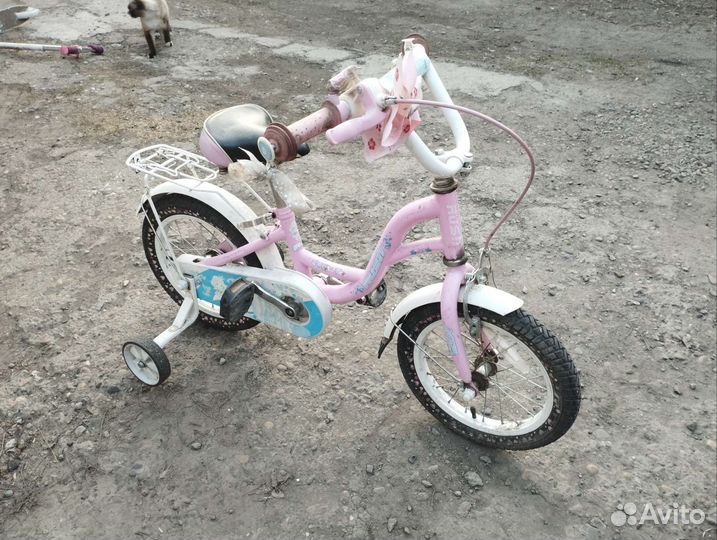 Велосипед для девочки 4-6 лет