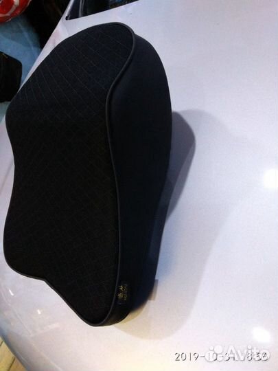 Подголовник