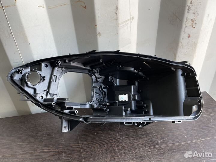 Корпус фары BMW 5 F10 рестайлинг 2013-2017 правый