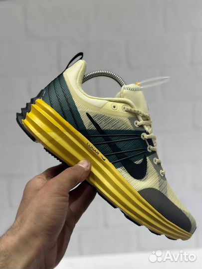 Кроссовки nike lunar