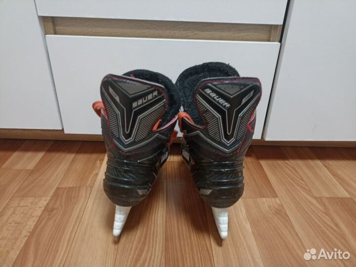 Хоккейные коньки bauer 33.5