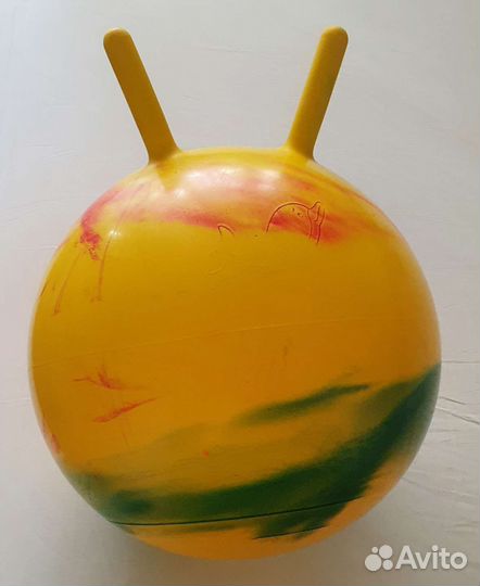 Мяч прыгун с рожками d - 60 см