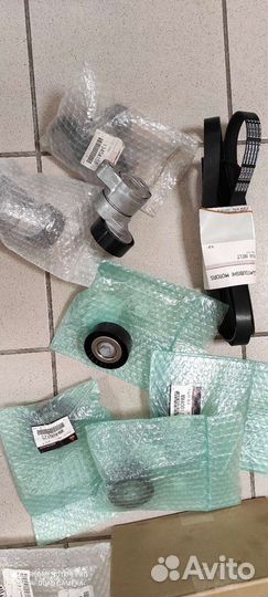 Ремень и ролики на генератор Приводной комплект