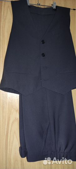 Костюм с жилеткой для школы