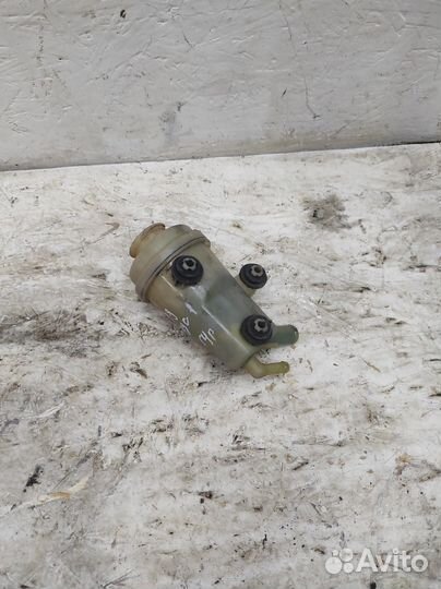 Бачок гидроусилителя руля Ford Focus 1