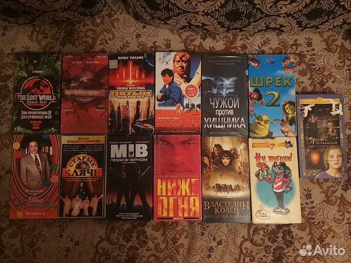 Видеокассеты разные 13 штук
