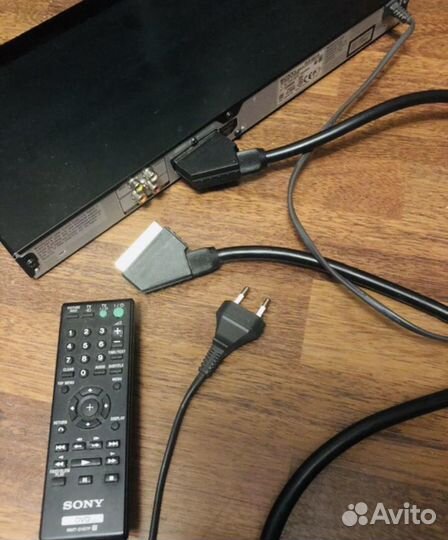 DVD плеер Sony