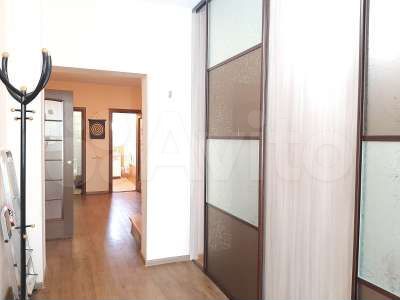 Дом 275 м² на участке 16,8 сот.