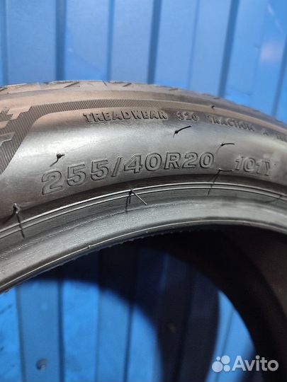 Bridgestone Turanza T005 255/40 R20