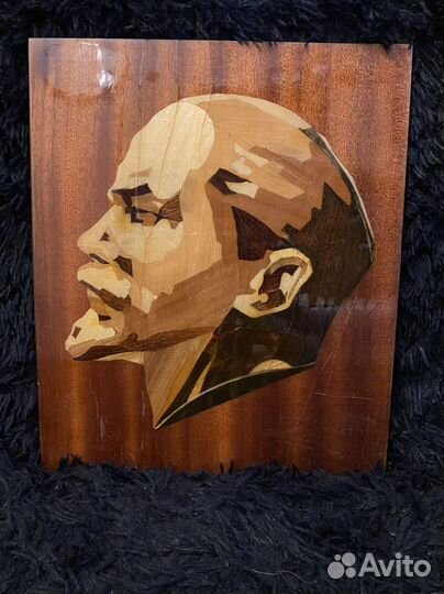 Панно маркетри В.И.Ленин