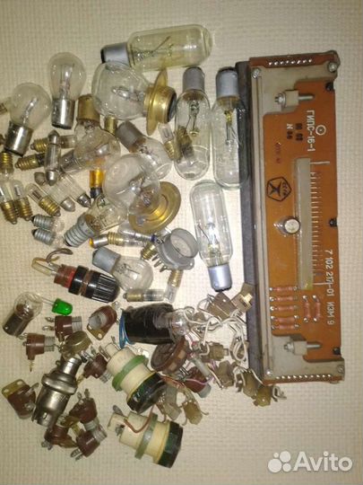 Электронно-лучевая трубка 7 ло 55 И и др. радиолам