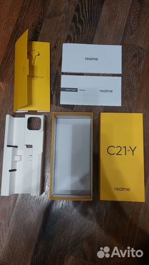 Коробка для телефона Realme C21