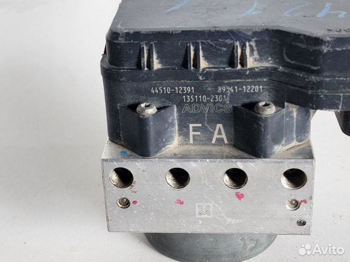 Блок abs Toyota Corolla E150 2006-2013