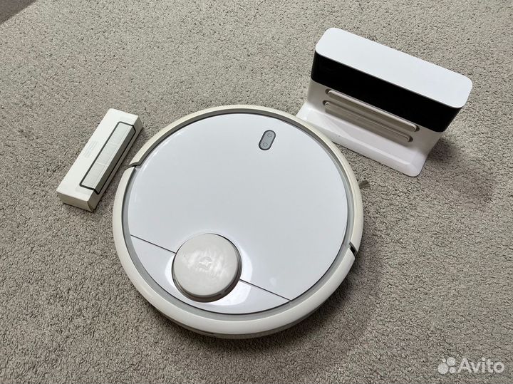 Xiaomi mi robot vacuum cleaner