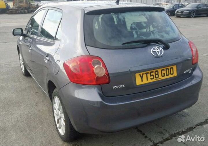 В разборе Тойота Аурис Toyota Auris E15 1.6 МКПП