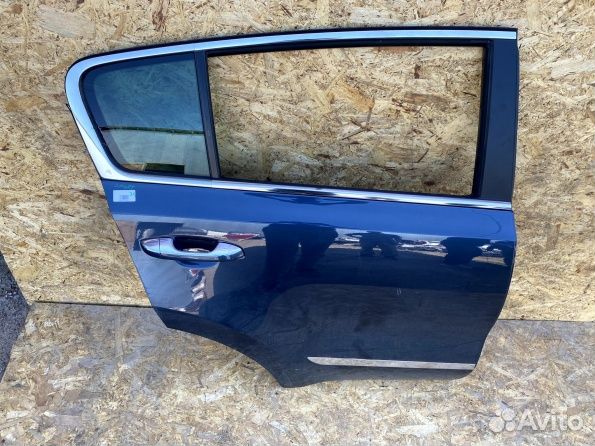 Kia Sportage 4 дверь задняя правая передняя