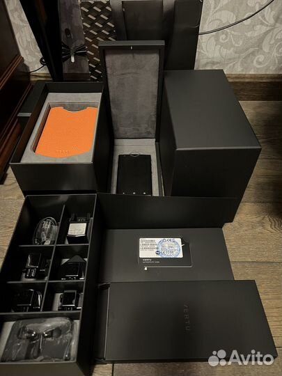 Vertu Constellation V, 32 ГБ