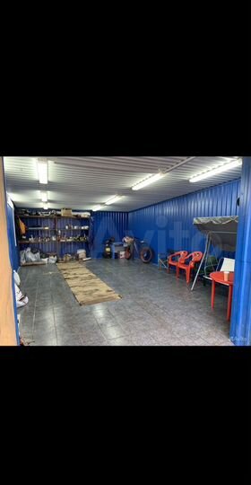 Гараж, > 30 м²