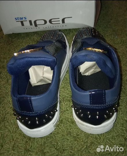 Слипоны кроссовки с шипами 43 разм