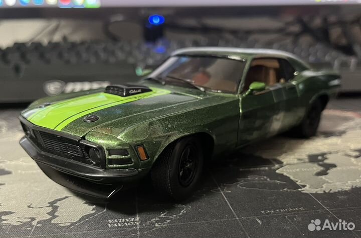 Коллекционные модели 1/24 M2