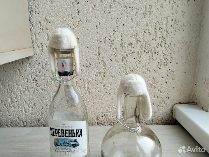 Декоративная насадка на бутылку Шапка-ушанка