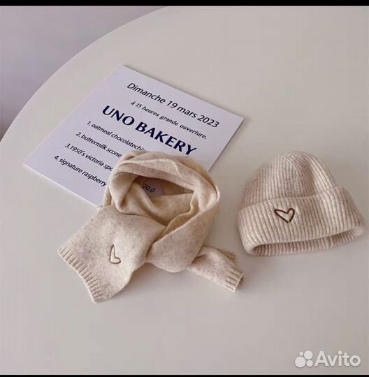 Комплект шапка и шарф для девочки