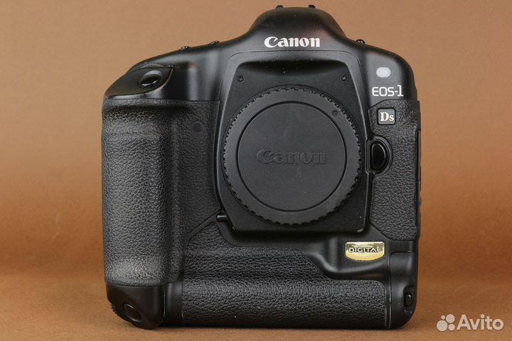 Canon 1Ds (id 03155)