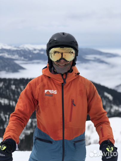 Топ Инструктор по горным лыжам и сноуборду