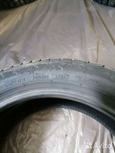 GT Radial IcePro 3 215/50 R17 95T