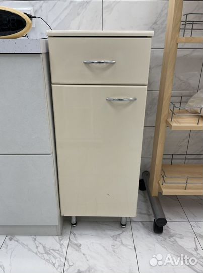 Тумба выкатная