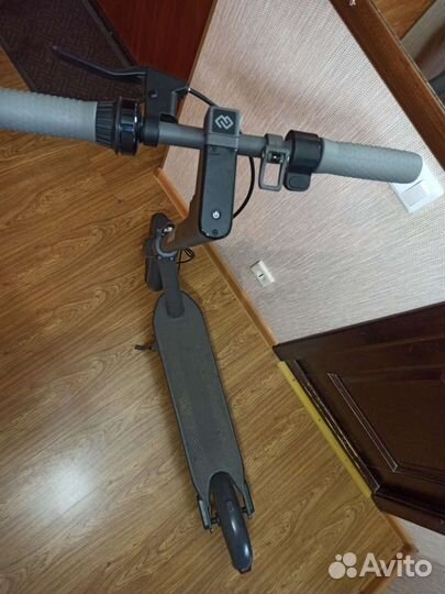 Самокат взрослый электрический бу