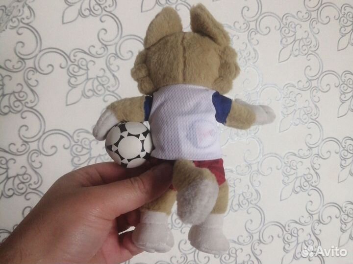 Талисман волк Забивака чм по футболу