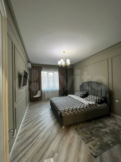 2-к. квартира, 55 м², 15/18 эт.