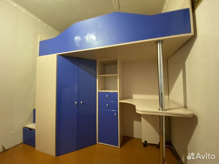 Кровать со шкафом