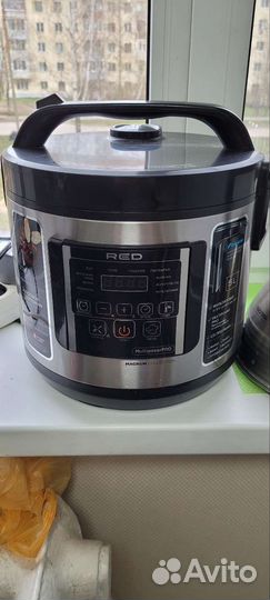 Мультиварка redmond новая