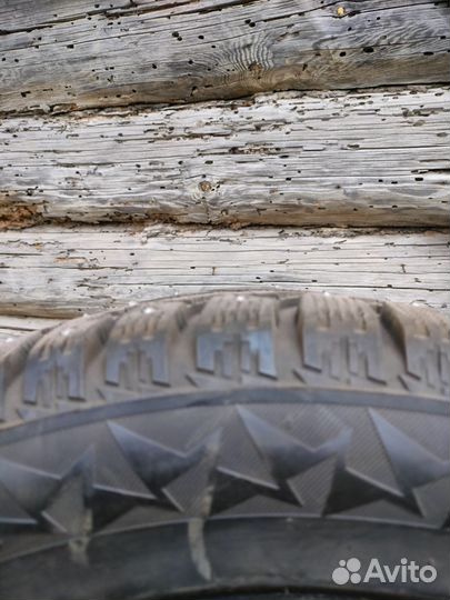 Bridgestone Ice Cruiser 7000 205/55 R16 40M